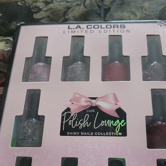 L.A. Colors Other - L.A. Colors Luxe Polish Limited Edition Set Ten Beautiful Nail Polish Colors